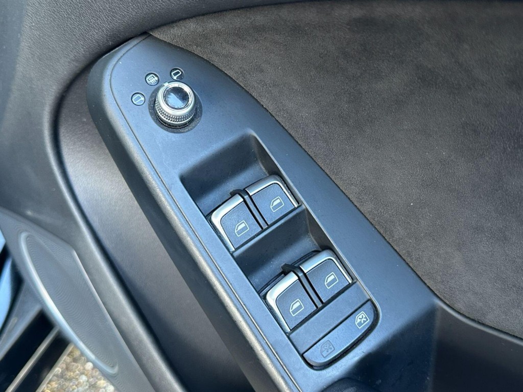 AUDI A5 2.0 TDI Black Edition Plus 2015