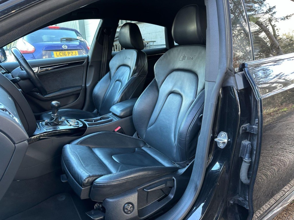 AUDI A5 2.0 TDI Black Edition Plus 2015