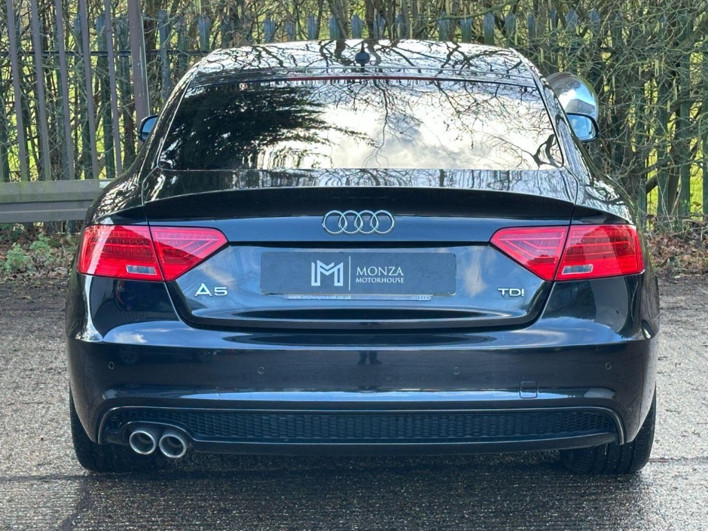 AUDI A5 2.0 TDI Black Edition Plus 2015