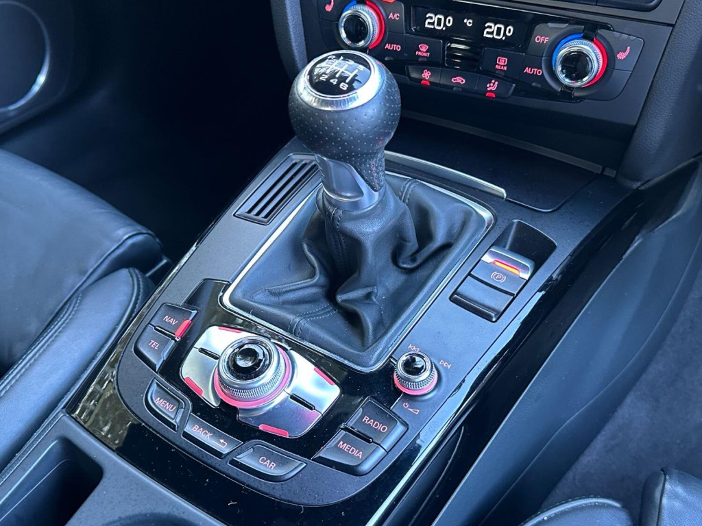 AUDI A5 2.0 TDI Black Edition Plus 2015