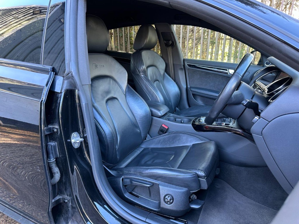 AUDI A5 2.0 TDI Black Edition Plus 2015