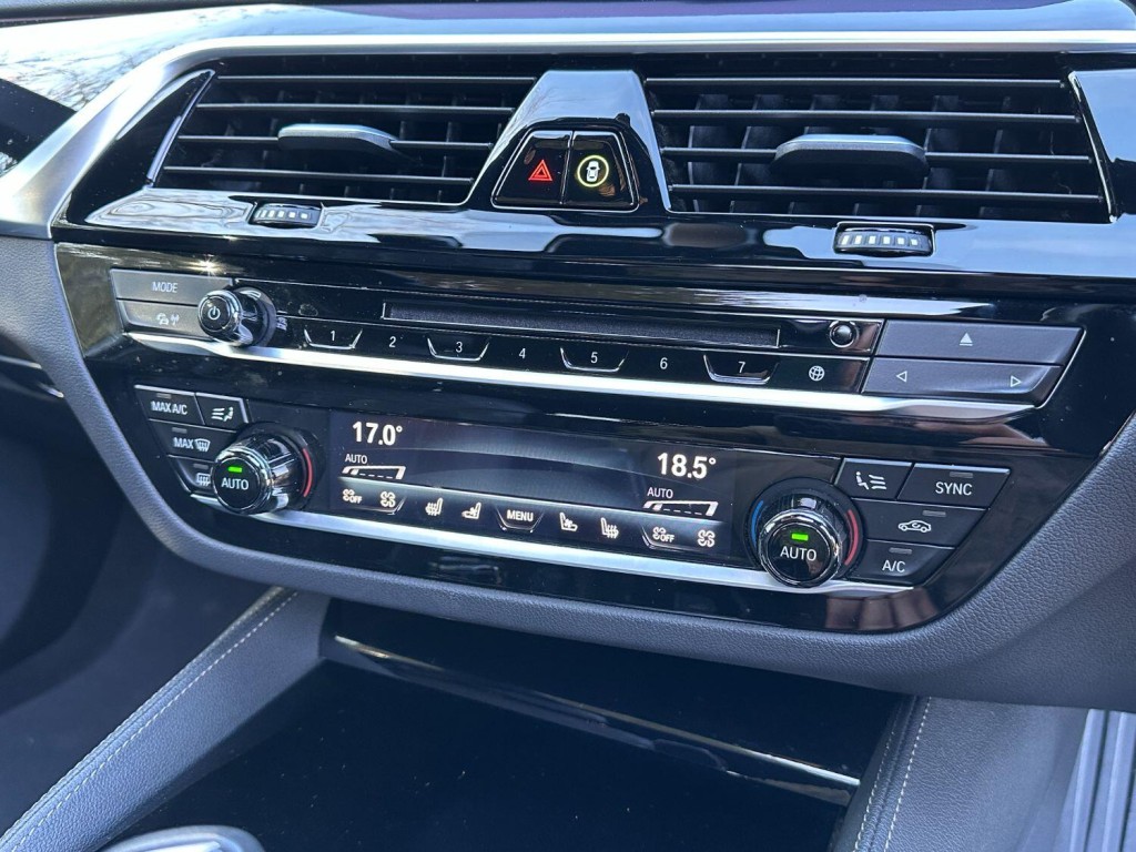 BMW 5 SERIES 3.0 540i xDrive M Sport Touring 2018