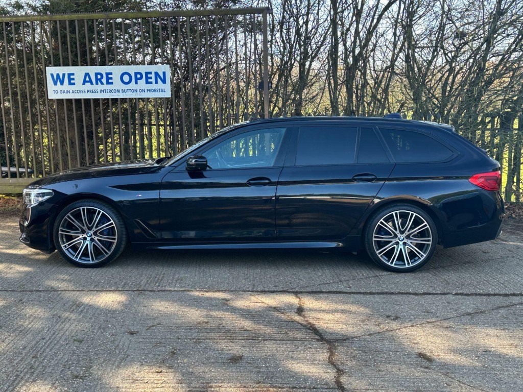 BMW 5 SERIES 3.0 540i xDrive M Sport Touring 2018