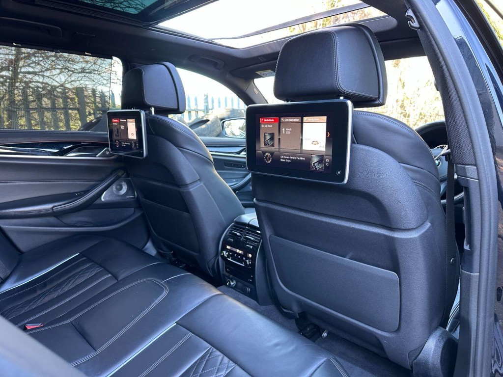BMW 5 SERIES 3.0 540i xDrive M Sport Touring 2018