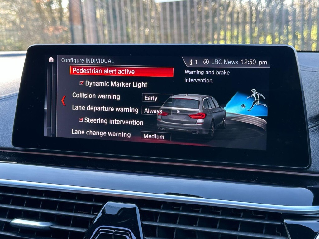 BMW 5 SERIES 3.0 540i xDrive M Sport Touring 2018