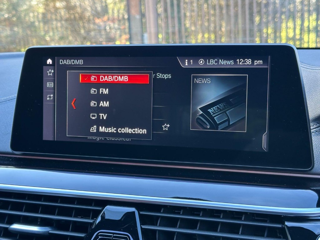 BMW 5 SERIES 3.0 540i xDrive M Sport Touring 2018