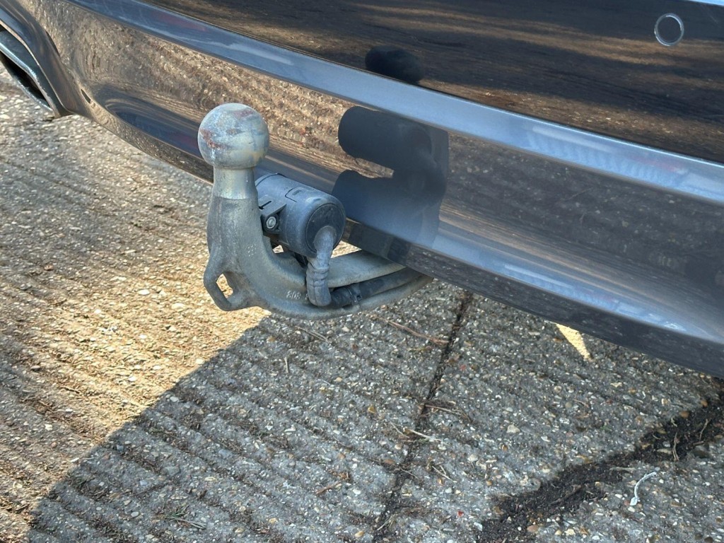 BMW 5 SERIES 3.0 540i xDrive M Sport Touring 2018