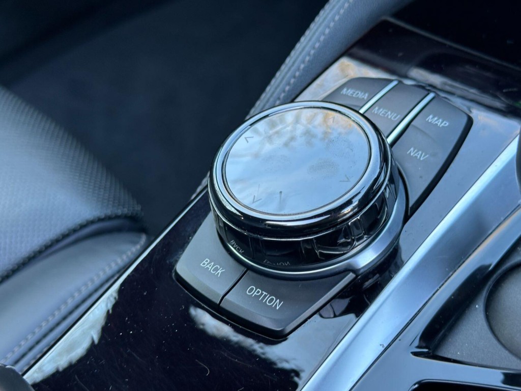 BMW 5 SERIES 3.0 540i xDrive M Sport Touring 2018