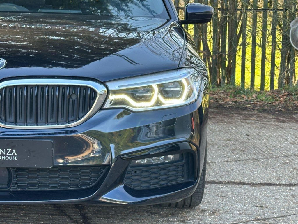 BMW 5 SERIES 3.0 540i xDrive M Sport Touring 2018