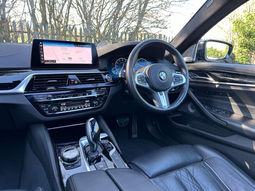 BMW 5 SERIES 3.0 540i xDrive M Sport Touring 2018