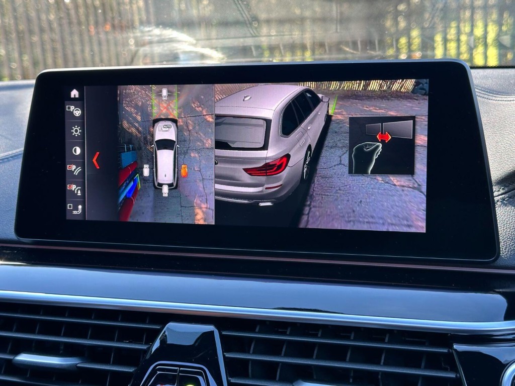 BMW 5 SERIES 3.0 540i xDrive M Sport Touring 2018