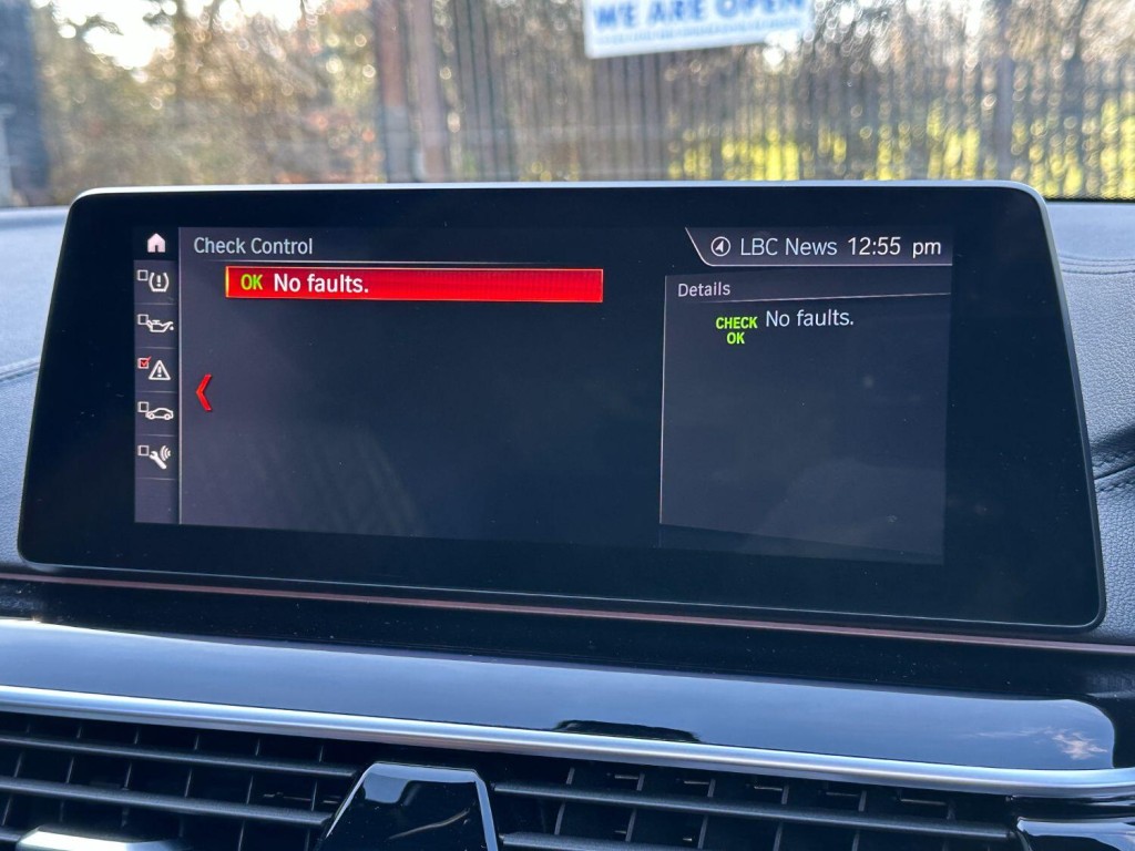 BMW 5 SERIES 3.0 540i xDrive M Sport Touring 2018