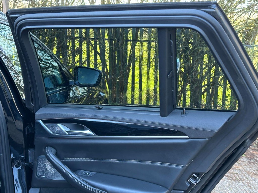 BMW 5 SERIES 3.0 540i xDrive M Sport Touring 2018