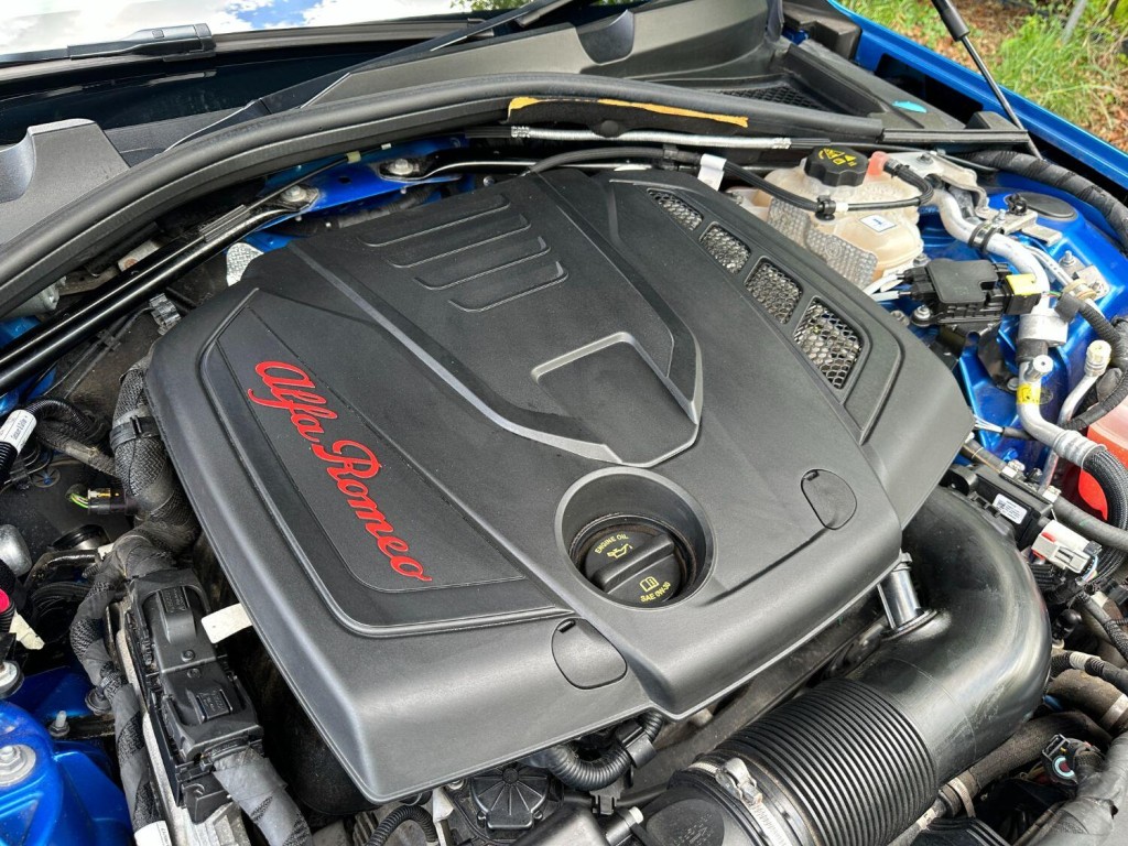 ALFA ROMEO GIULIA 2.0 2.0 Turbo petrol 280hp VELOCE Ti 2020