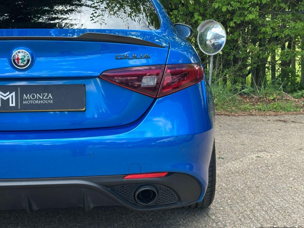 ALFA ROMEO GIULIA 2.0 2.0 Turbo petrol 280hp VELOCE Ti 2020