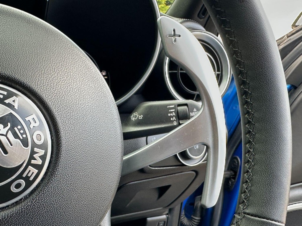 ALFA ROMEO GIULIA 2.0 2.0 Turbo petrol 280hp VELOCE Ti 2020