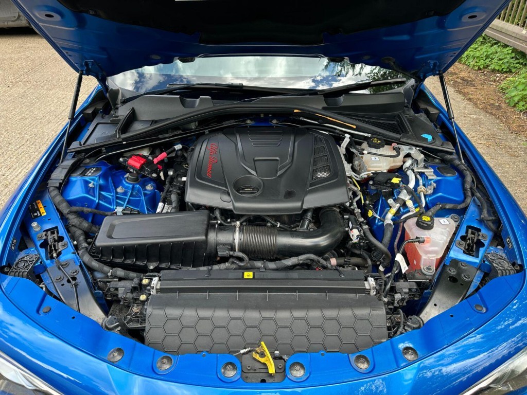 ALFA ROMEO GIULIA 2.0 2.0 Turbo petrol 280hp VELOCE Ti 2020