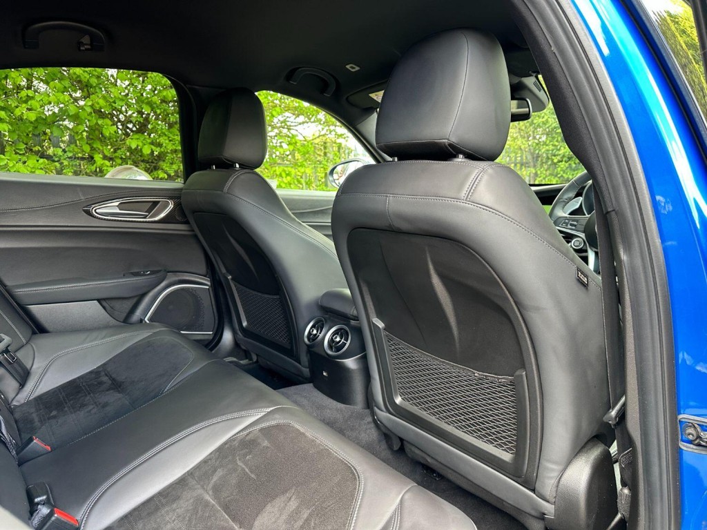 ALFA ROMEO GIULIA 2.0 2.0 Turbo petrol 280hp VELOCE Ti 2020