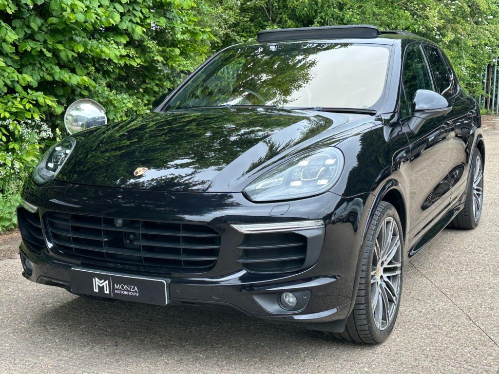 PORSCHE CAYENNE 3.0 V6 E-Hybrid S Platinum Edition 2017