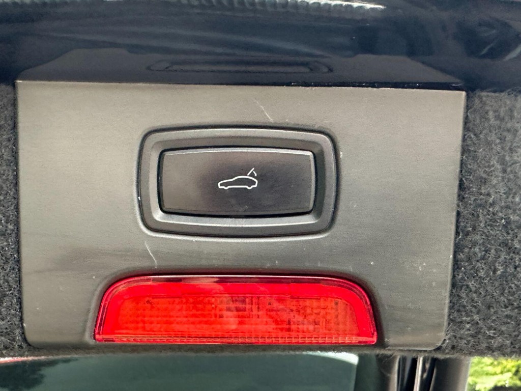 PORSCHE CAYENNE 3.0 V6 E-Hybrid S Platinum Edition 2017