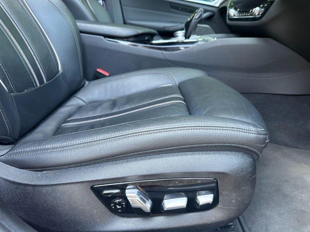 BMW 5 SERIES 3.0 530d xDrive M Sport Touring 2021