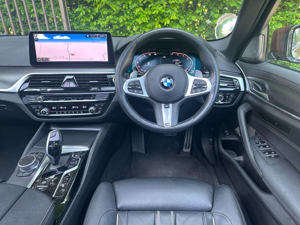 BMW 5 SERIES 3.0 530d xDrive M Sport Touring 2021