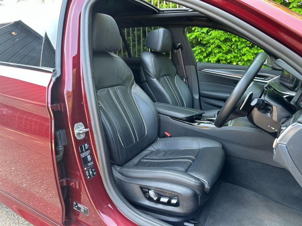 BMW 5 SERIES 3.0 530d xDrive M Sport Touring 2021