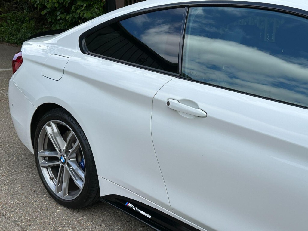 BMW 4 SERIES 3.0 435d xDrive M Sport Coupe 2017