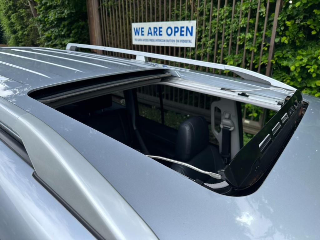 MITSUBISHI SHOGUN 3.2 DI-DC Elegance 2010