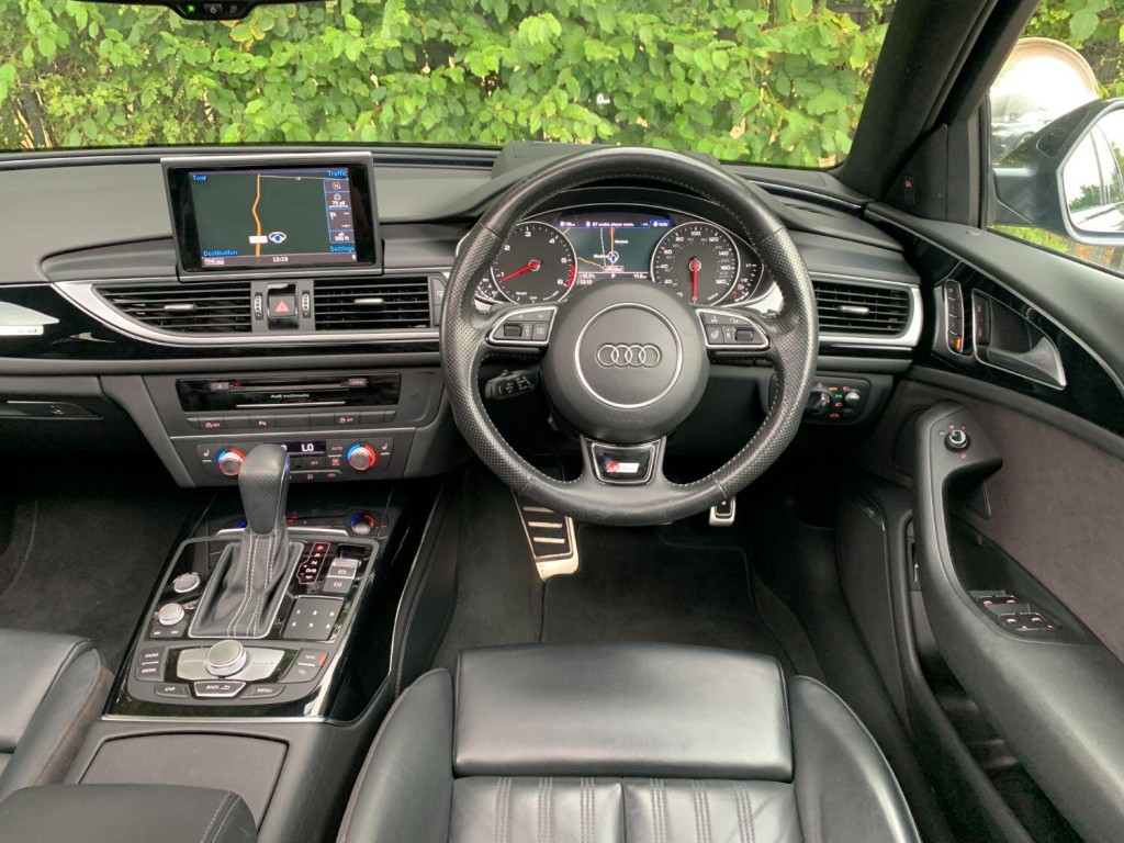 AUDI A6 AVANT 3.0 BiTDI V6 Black Edition 2016