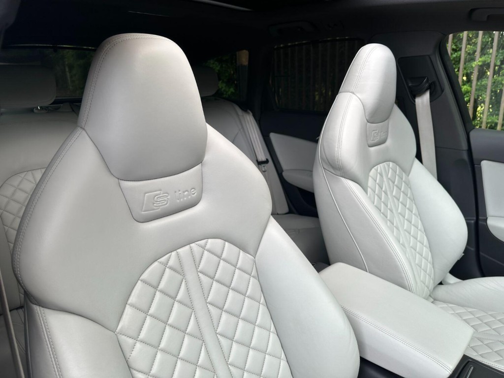 AUDI A6 AVANT 3.0 BiTDI V6 Black Edition 2015