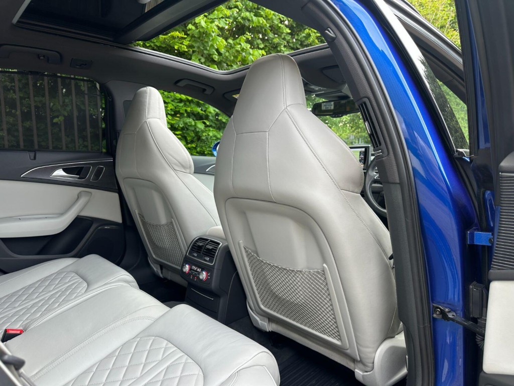 AUDI A6 AVANT 3.0 BiTDI V6 Black Edition 2015