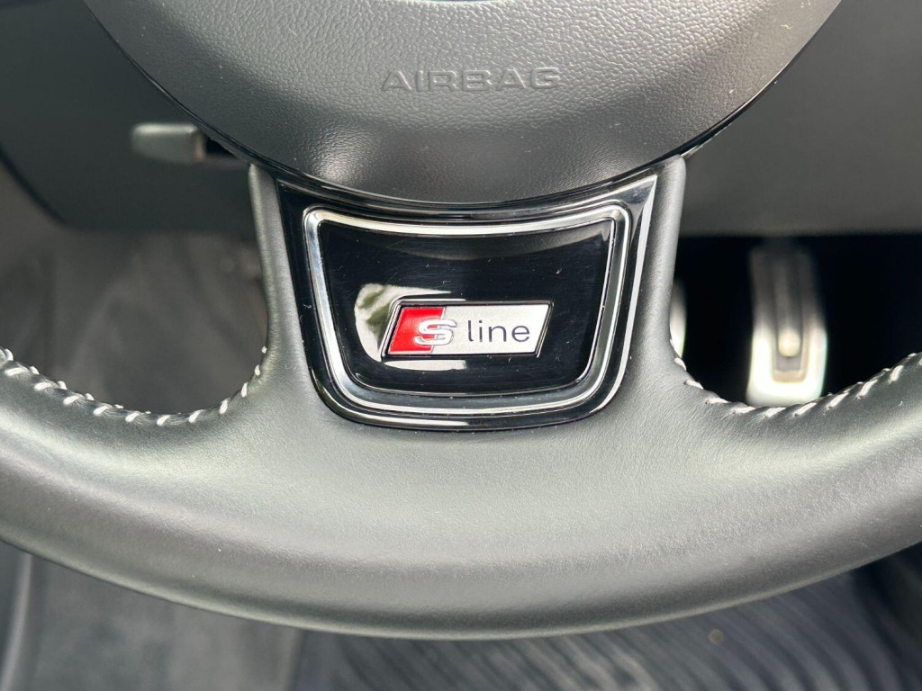 AUDI A6 AVANT 3.0 BiTDI V6 Black Edition 2015