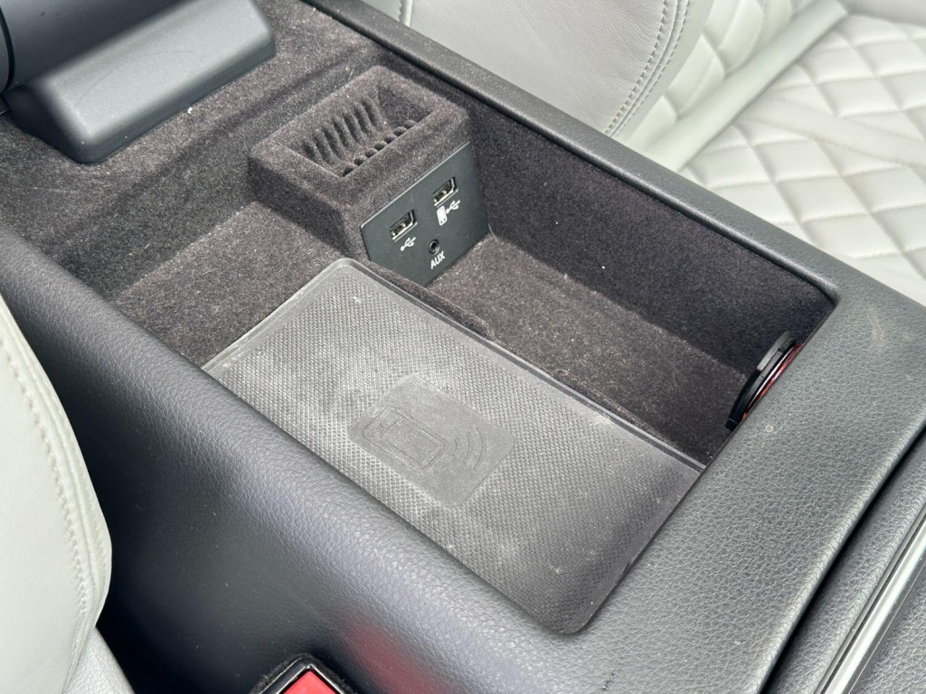 AUDI A6 AVANT 3.0 BiTDI V6 Black Edition 2015