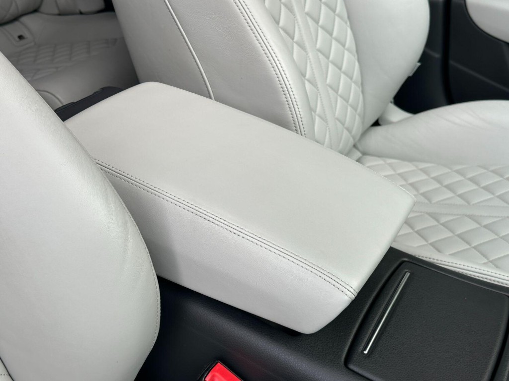 AUDI A6 AVANT 3.0 BiTDI V6 Black Edition 2015