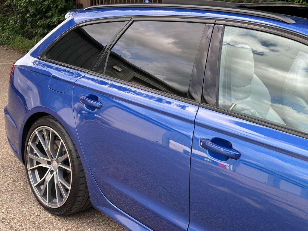 AUDI A6 AVANT 3.0 BiTDI V6 Black Edition 2015