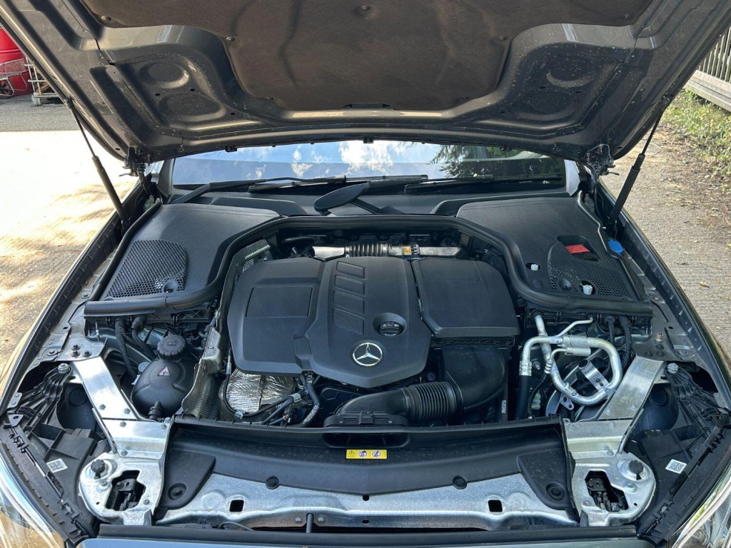 MERCEDES-BENZ E CLASS 2.0 E220d AMG Line Premium Plus 2018