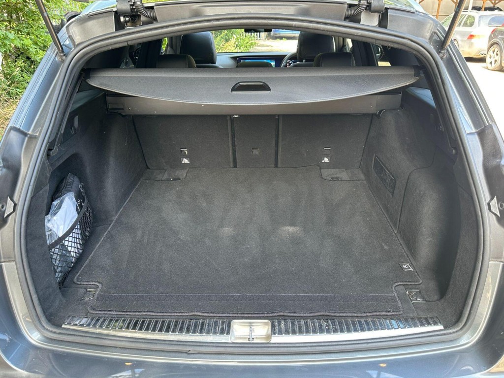 MERCEDES-BENZ E CLASS 2.0 E220d AMG Line Premium Plus 2018