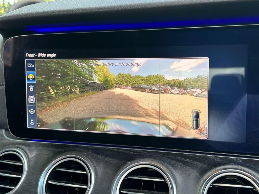 MERCEDES-BENZ E CLASS 2.0 E220d AMG Line Premium Plus 2018