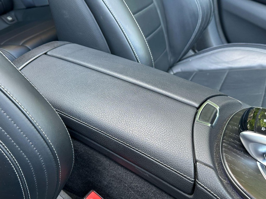 MERCEDES-BENZ E CLASS 2.0 E220d AMG Line Premium Plus 2018