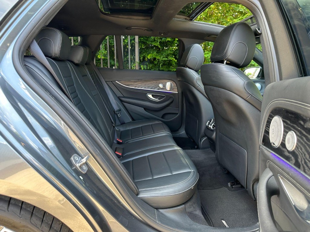 MERCEDES-BENZ E CLASS 2.0 E220d AMG Line Premium Plus 2018