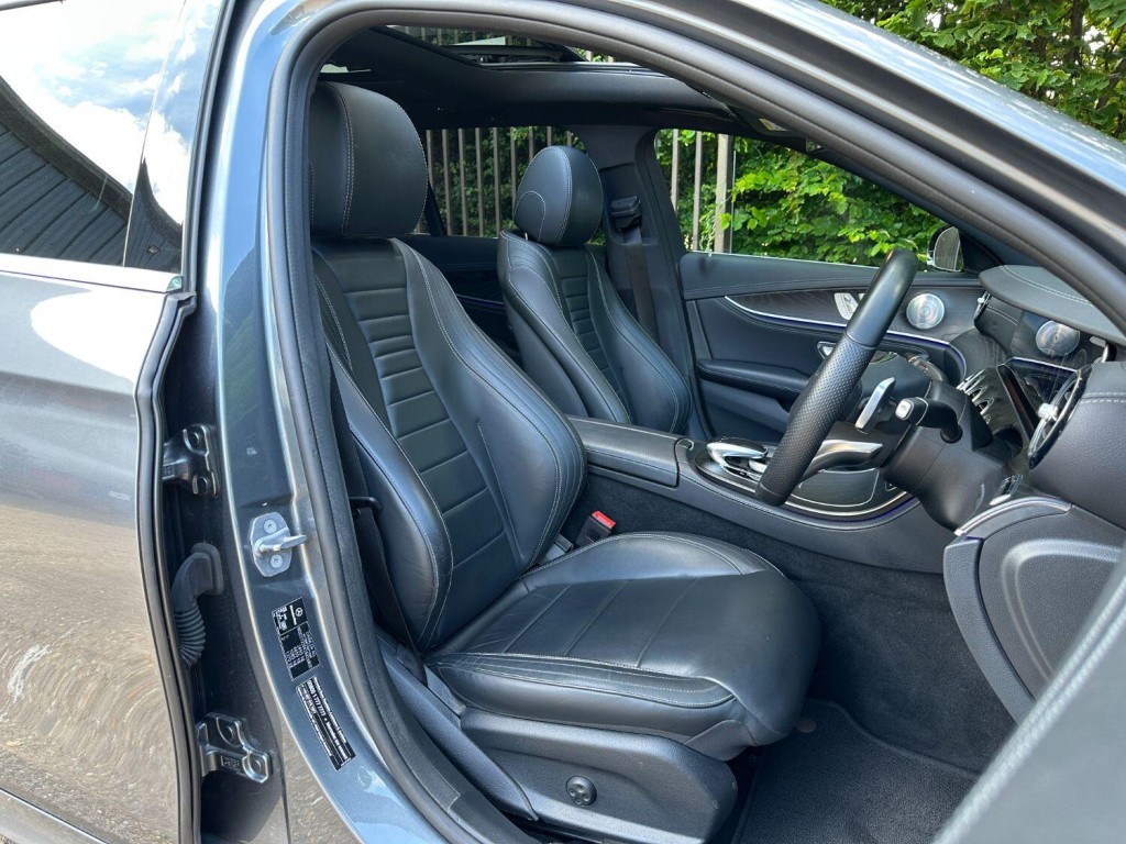 MERCEDES-BENZ E CLASS 2.0 E220d AMG Line Premium Plus 2018