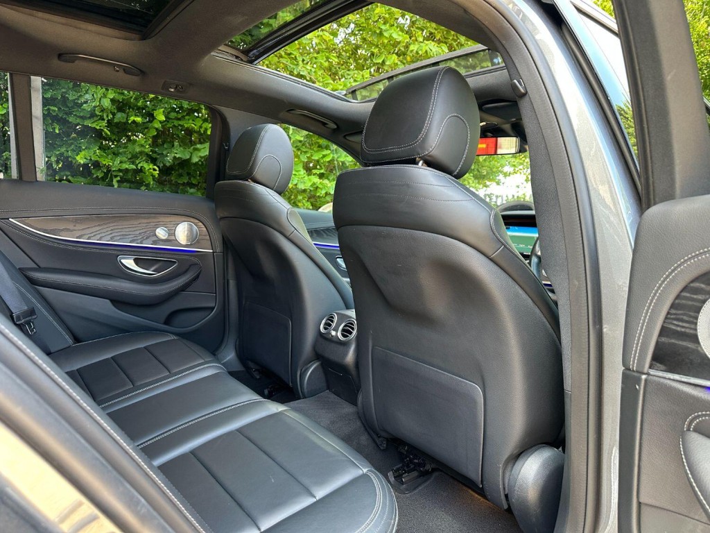 MERCEDES-BENZ E CLASS 2.0 E220d AMG Line Premium Plus 2018