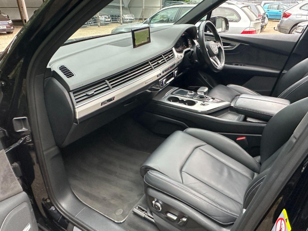 AUDI Q7 3.0 TDI V6 S line Quattro 2017