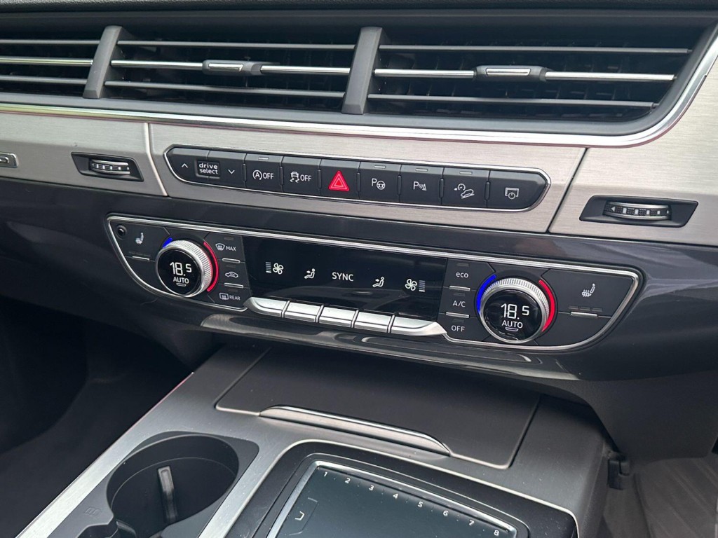 AUDI Q7 3.0 TDI V6 S line Quattro 2017