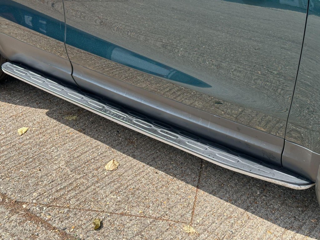 LAND ROVER DISCOVERY 3.0 TD V6 SE 2017