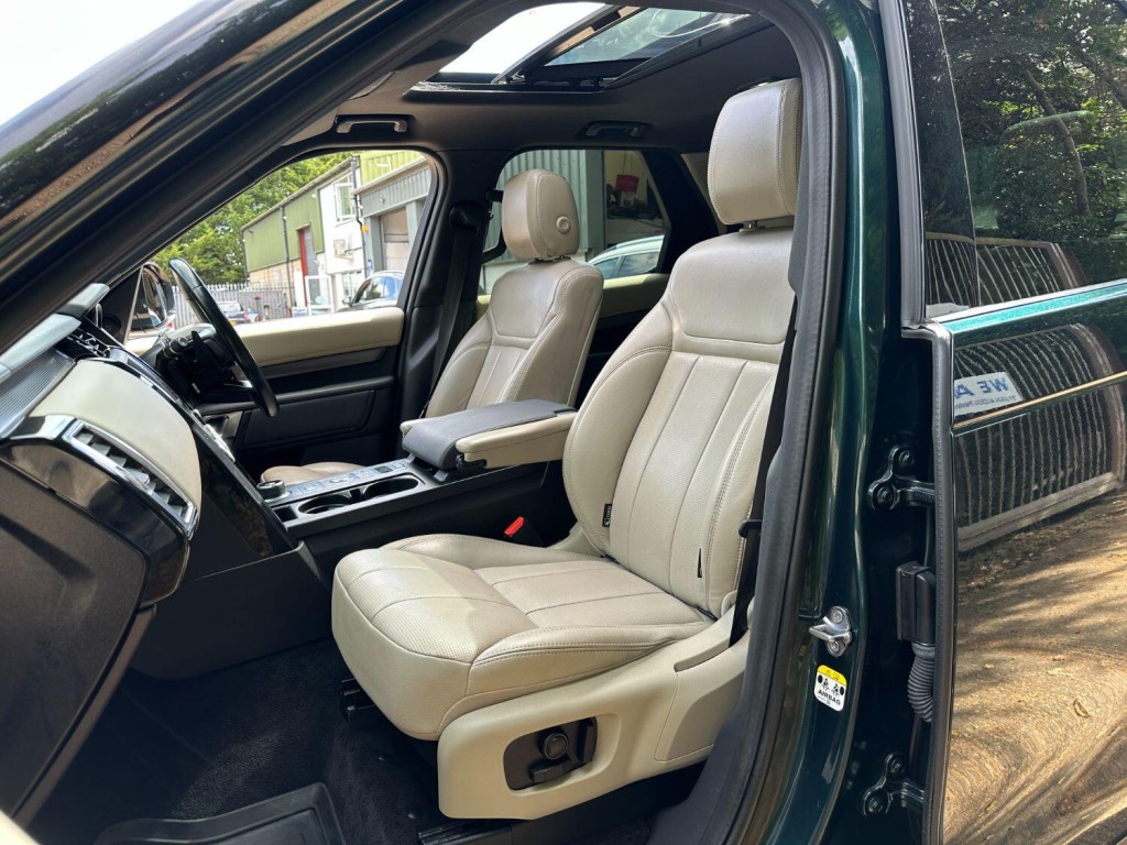 LAND ROVER DISCOVERY 3.0 TD V6 SE 2017