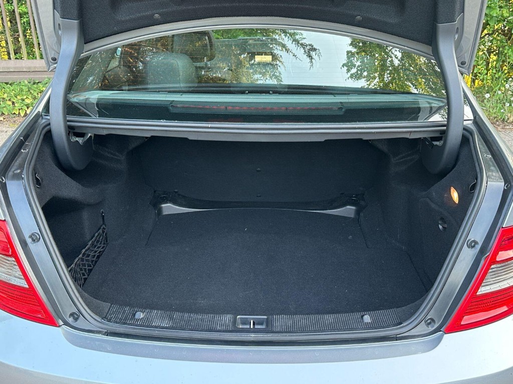 MERCEDES-BENZ C CLASS 2.1 C250 CDI BlueEfficiency Sport 2011