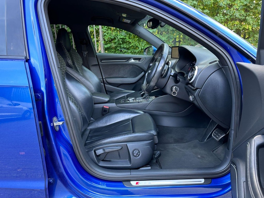 AUDI RS3 2.5 TFSI Quattro 2015