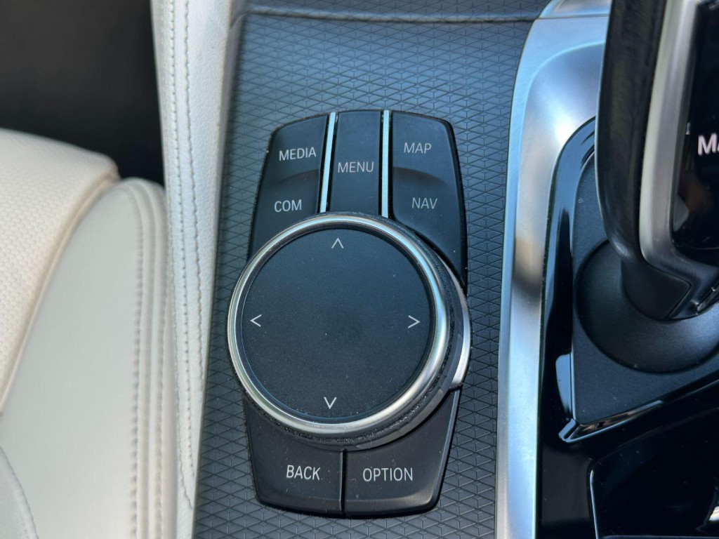 BMW 5 SERIES 3.0 530d xDrive M Sport Touring 2022